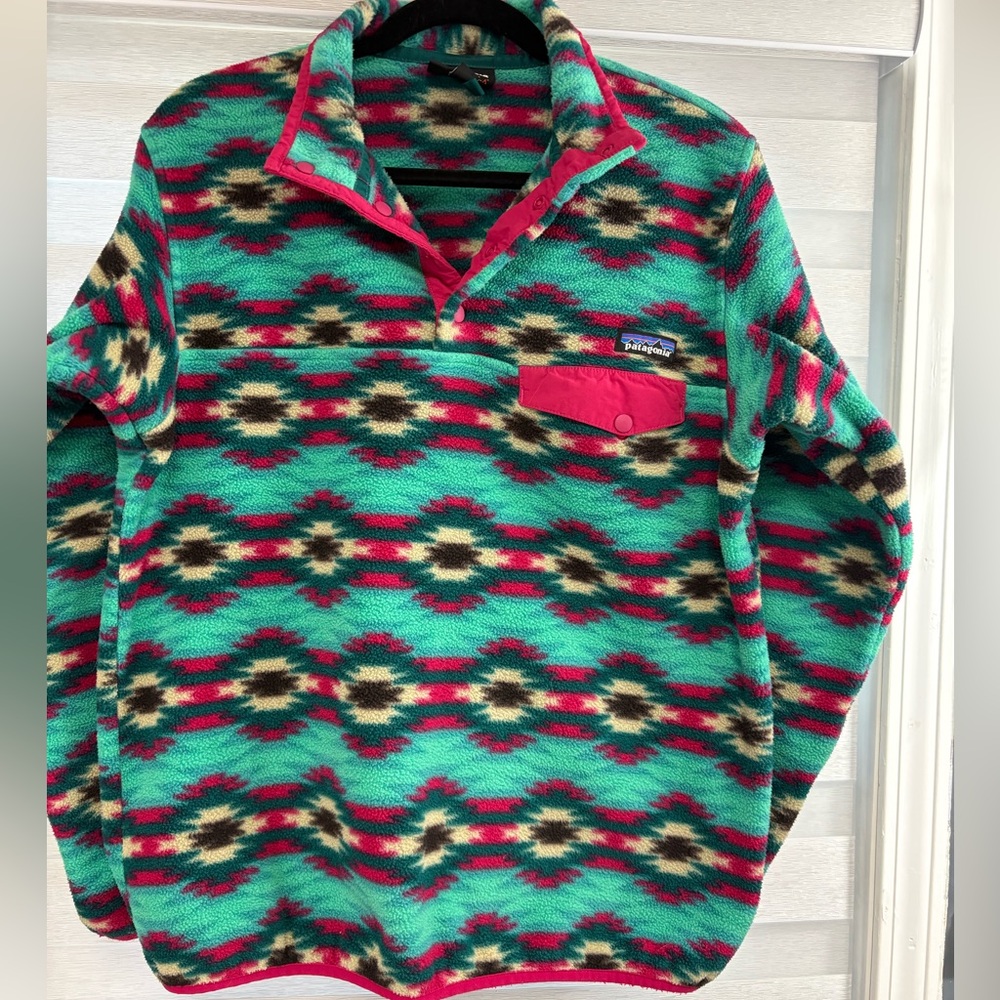 Women’s Lg Patagonia Multicolor Geometric Fleece Pullover